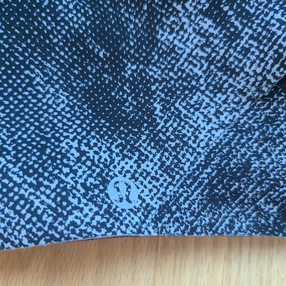 Lululemon Align Black and Gray Sports Bra 34DD - Picture 3 of 4